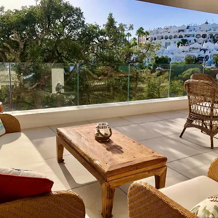 Modern In Front Of Cabopino Golf Lägenhet Marbella